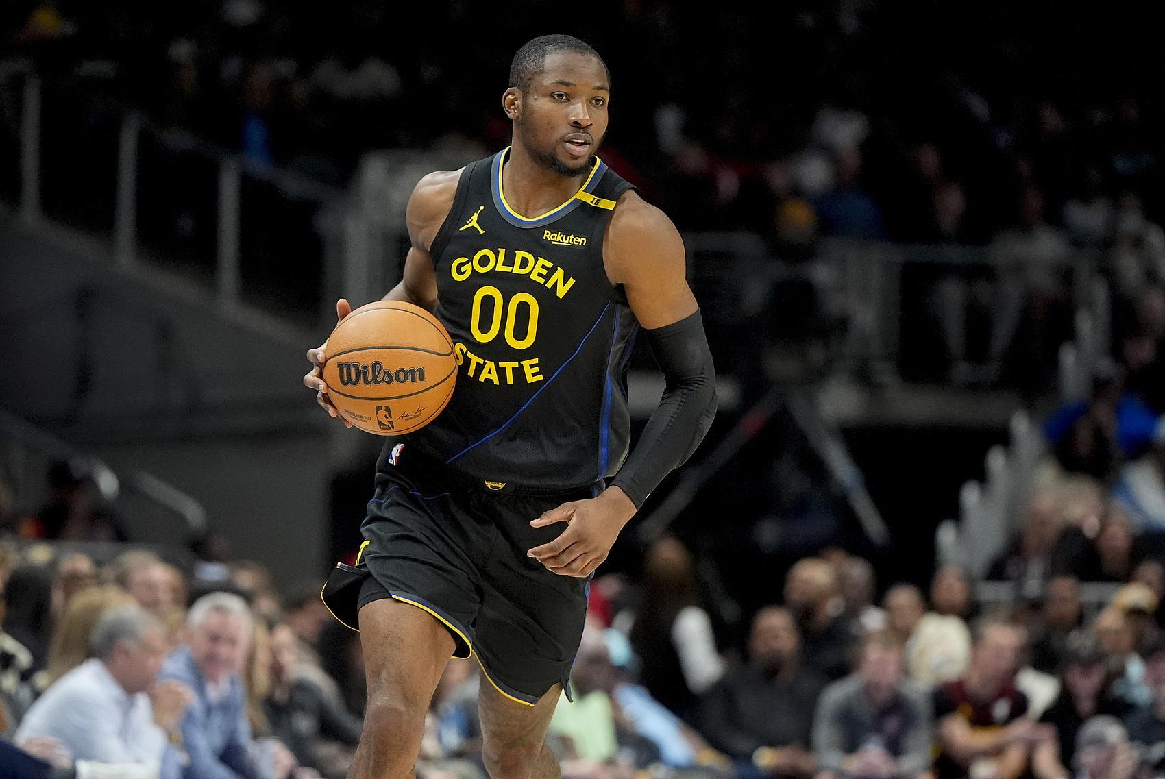 名记：吉迪1亿续约确实对库明加市场产生了影响 但没有任何进展