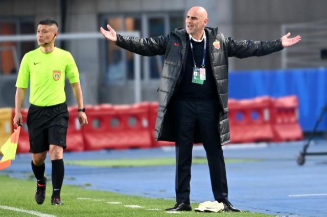 穆斯卡特：我们邀请斯卢茨基观赛 却没有受到尊重